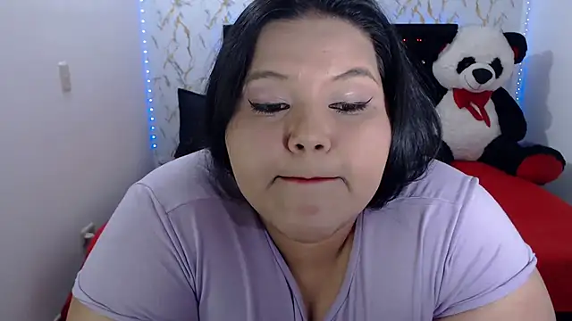 magda_curvy2324