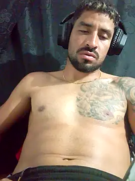 Alexsexygamer live cam on StripChat