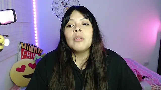 EllieMoonX live cam on StripChat