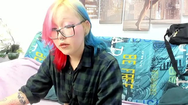 Cute__Kiko live cam on StripChat