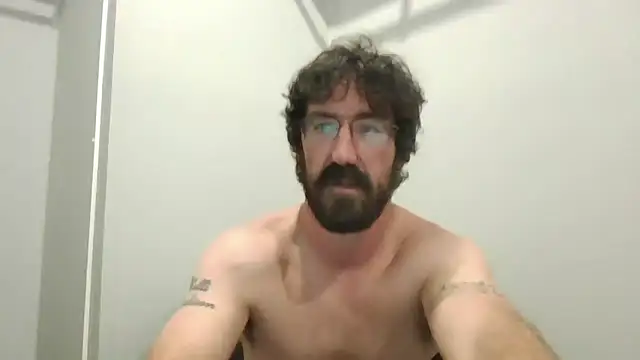 IndigoCase67 live cam on StripChat