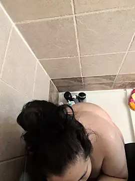 Deeplong25 live cam on StripChat