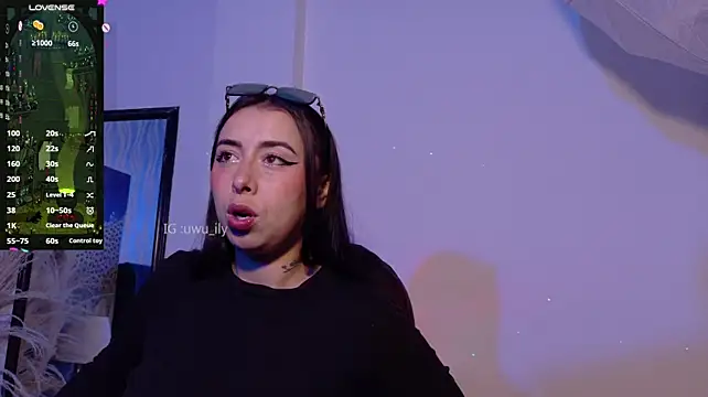 ANNE_HONEY55