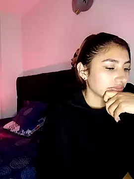 AliceTeenager___