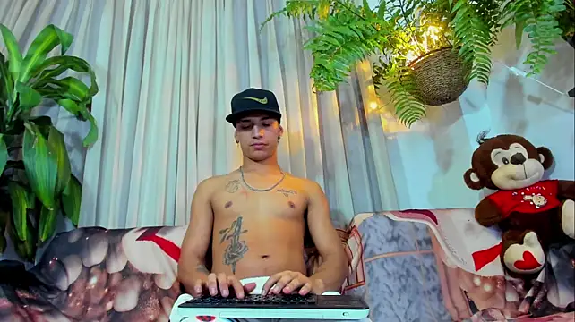 Boy_Leon_X