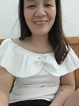 Lye_lovely