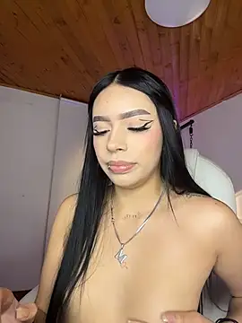 Karina_pink19