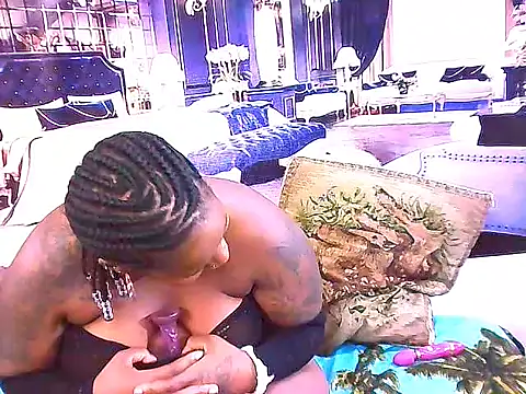 EbonyNakedQueen