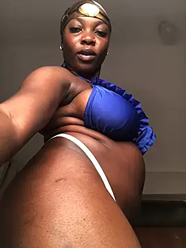 Leezzah_ live cam on StripChat