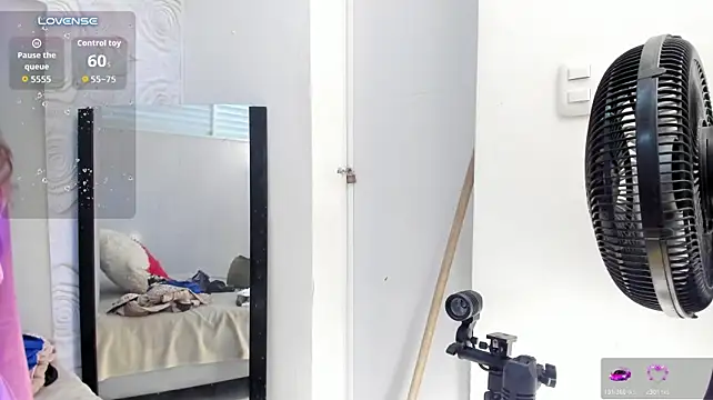MatureHorny_70