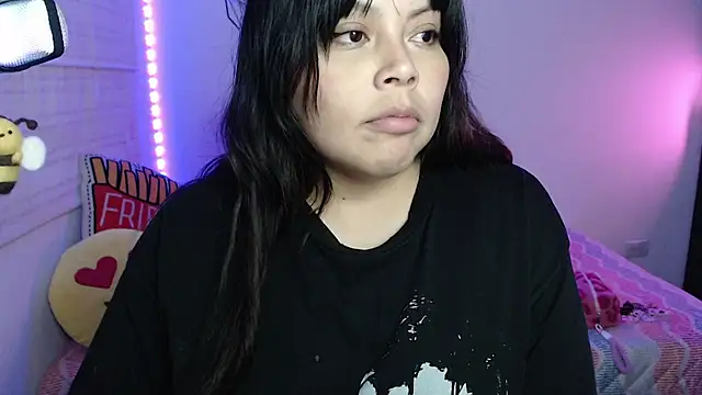 EllieMoonX live cam on StripChat