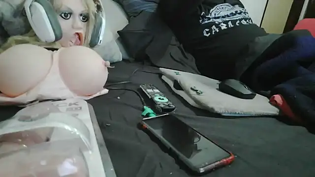 messi_syssy live cam on StripChat