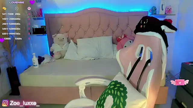 Zoe_Luxxe_