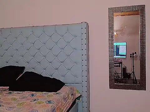 millysweetass live cam on StripChat