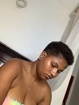 madelltheebony