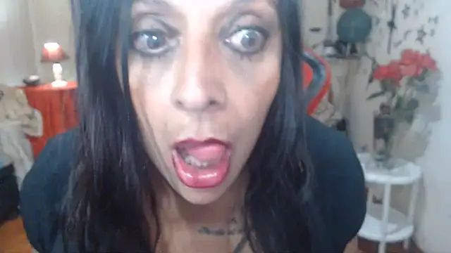 AlexaBigBoobss live cam on StripChat