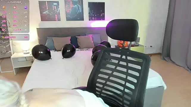 tattoo_art_baby live cam on StripChat