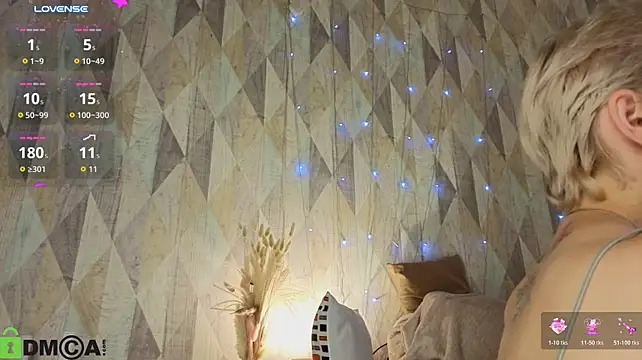 Michelle_Blond
