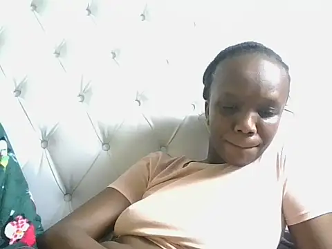 naughtypetite1