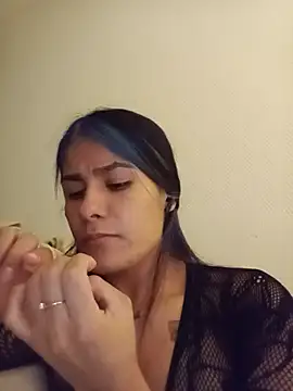 Salome_Cherie live cam on StripChat