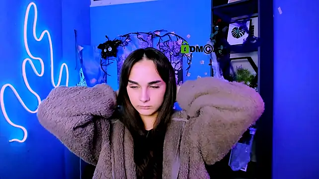 ariana_ross7