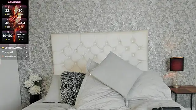 Emma_Ruizz_