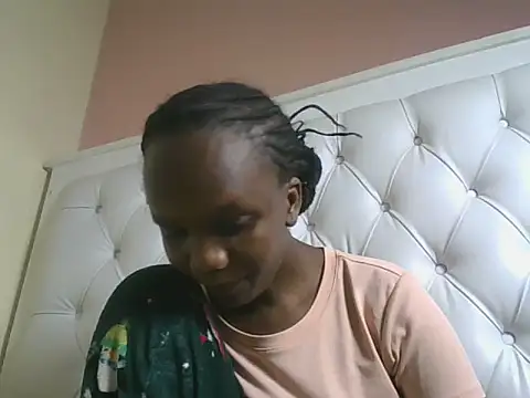naughtypetite1 webcam
