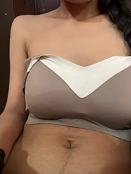 LuxeAura
