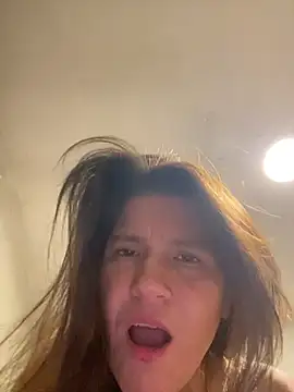 Mellamella26 live sex cam