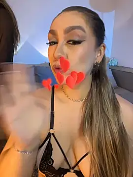 Im_sophiie live cam on StripChat