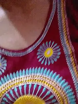 Varsha_96 live cam on StripChat