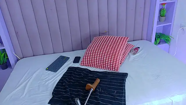 Meganlove__