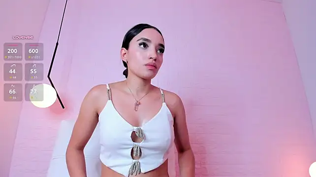 Whiney_Luxe