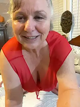 LeslieLustalot