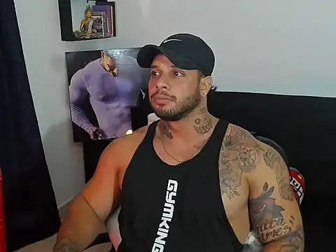 MarckMathews live cam on StripChat