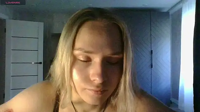 Annie_Cohn