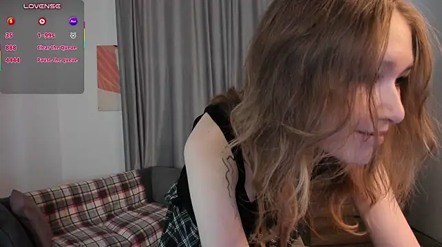 EstellaZion live cam on StripChat