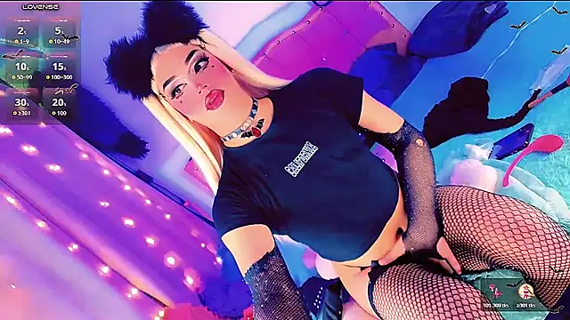 Shiaki_04 live cam on StripChat
