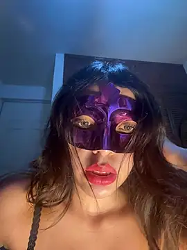 lilithonyxxx (F teen) - un dildo