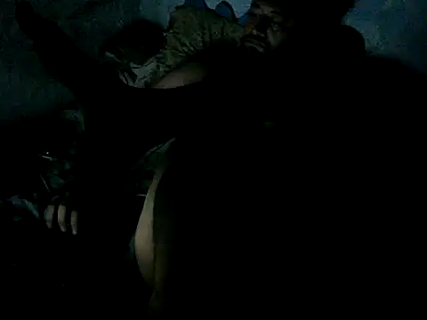 ROCOGUJUBULL live cam on StripChat