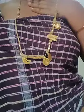 tamil_swathii live sex cam