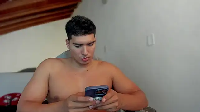 JamesGraay live cam on StripChat