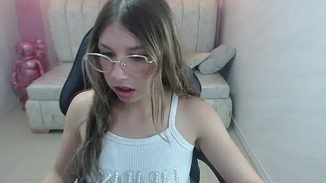 Vanessa_tf1 live cam on StripChat