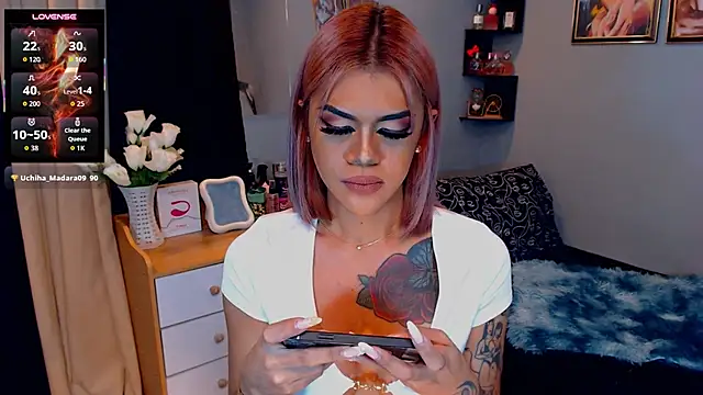 StellaStrong30 live cam on StripChat