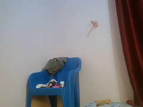 Baddieludes live cam on StripChat