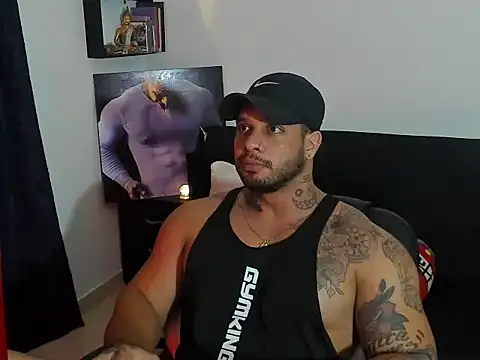 MarckMathews live cam on StripChat