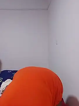 Wairimu1 live cam on StripChat