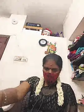 Tamil_Yalini12 webcam