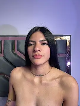 Taylor_Ec live cam on StripChat