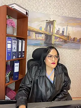 Nox_Vixen live cam on StripChat